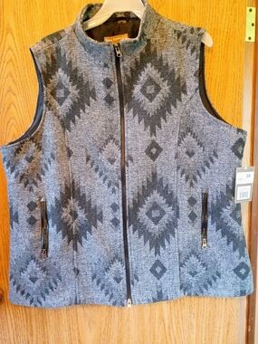 Victory Outfitters Grey Patterned Zip-Up Vest -NWT